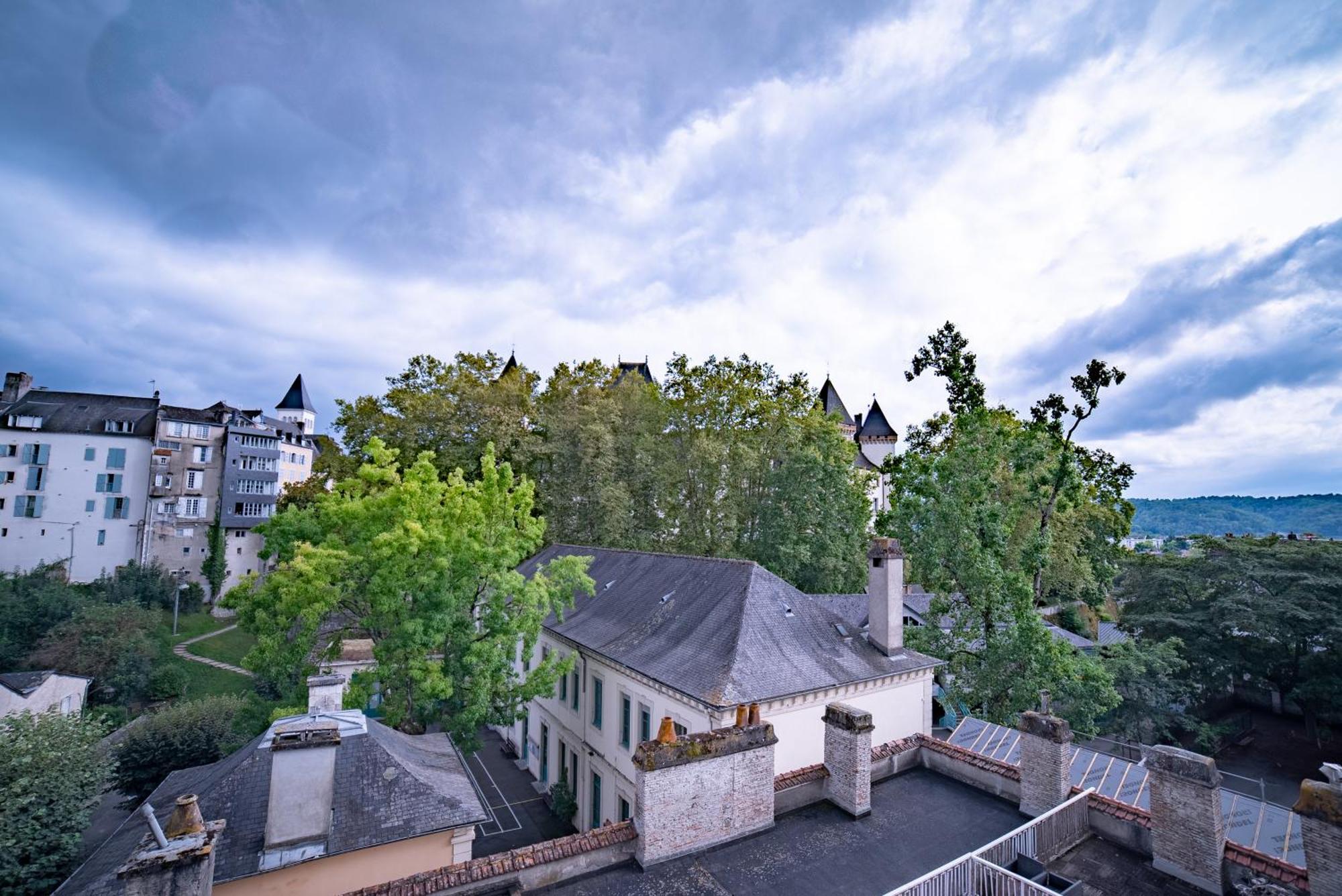 La Vue Royale - Face Au Chateau - Wifi - 4 Personnes Pau Exterior foto
